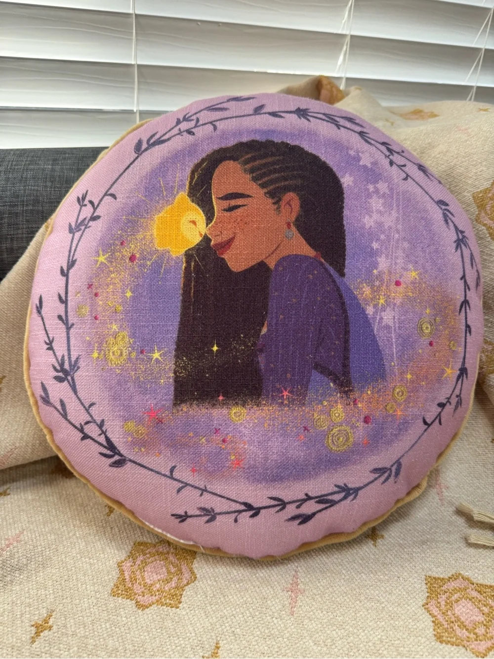 Asha Blanket and Pillow Set from Wish!